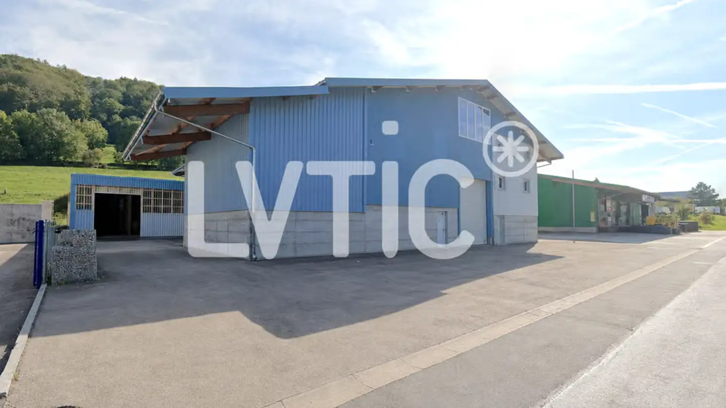Commercial for rent - 1510 Moudon