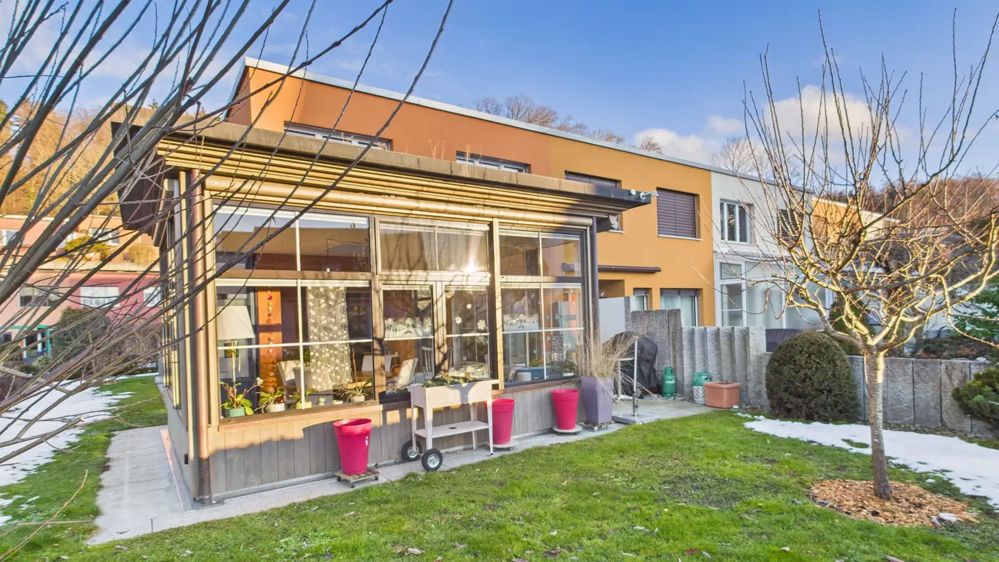 Row house for sale - 8906 Bonstetten