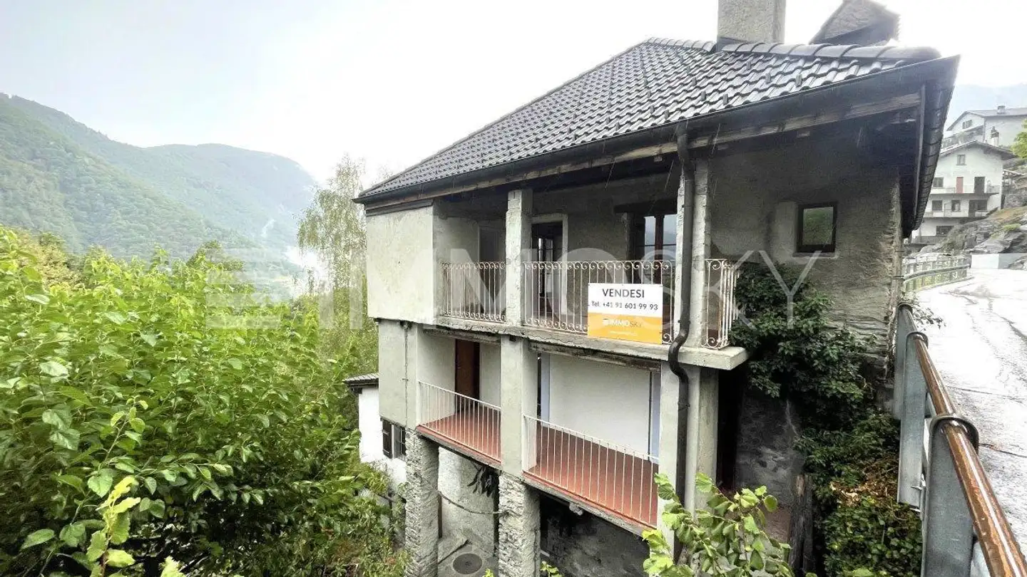 Maison individuelle à vendre - 6661 Auressio
