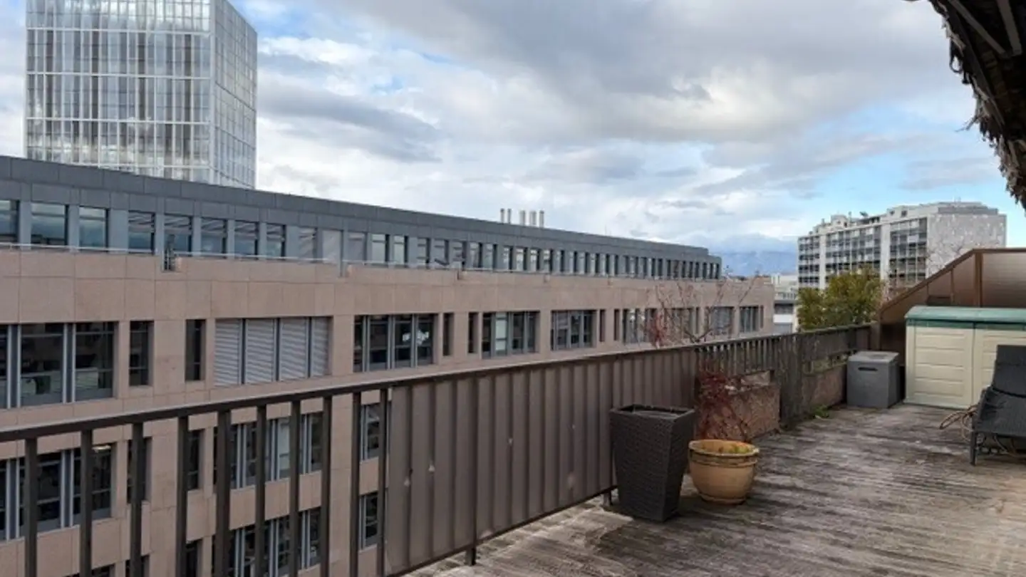 Appartement à louer - Avenue De La Praille, 1227 Carouge GE