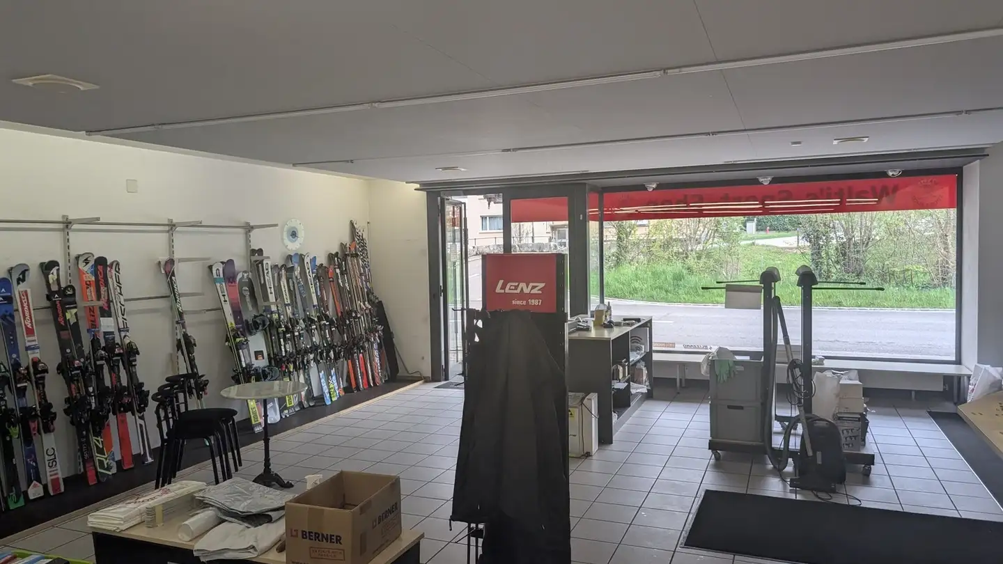 Geschäft mieten - Hauptstrasse 70, 4455 Zunzgen - Foto 2