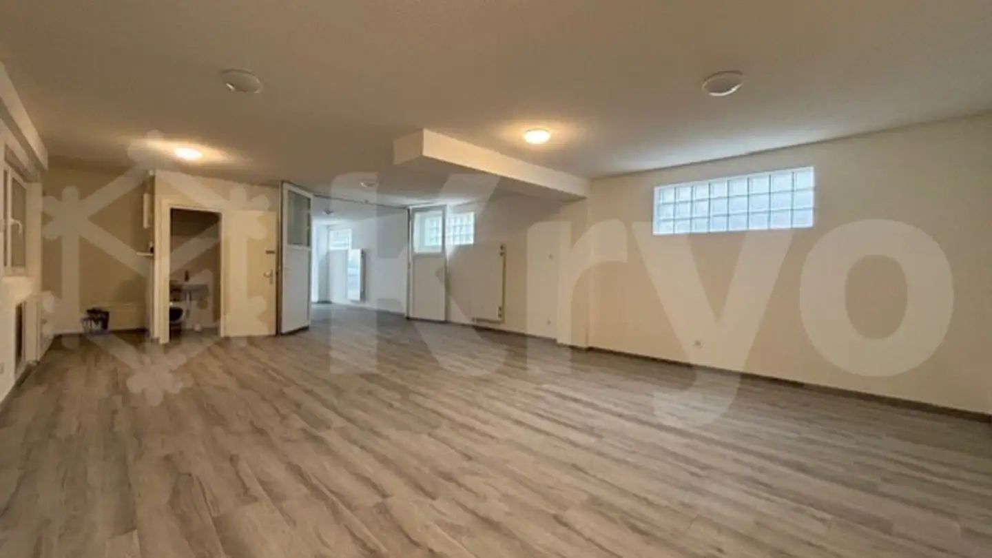 Geschäft mieten - Route De Moutier, 2800 Delémont - Foto 2