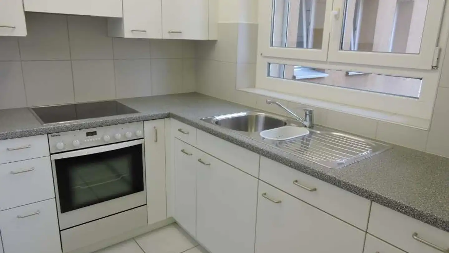 Appartement à louer - 8102 Oberengstringen - Photo 2