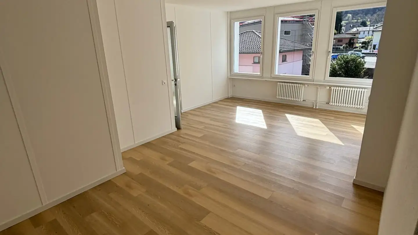 Bürofläche mieten - Via De La Grida 16, 6535 Roveredo GR - Foto 4