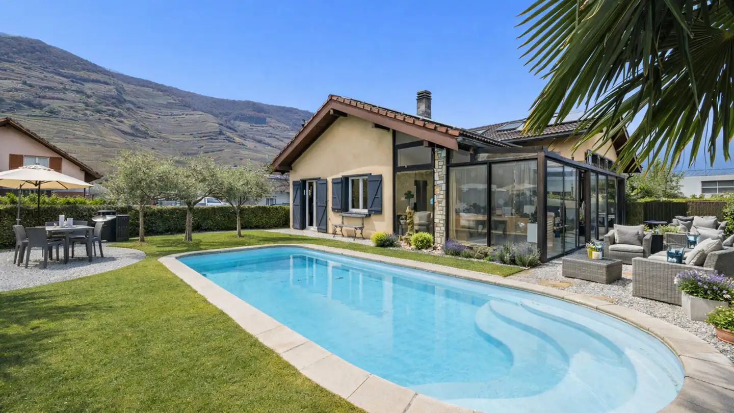 Single house for sale - 1926 Fully