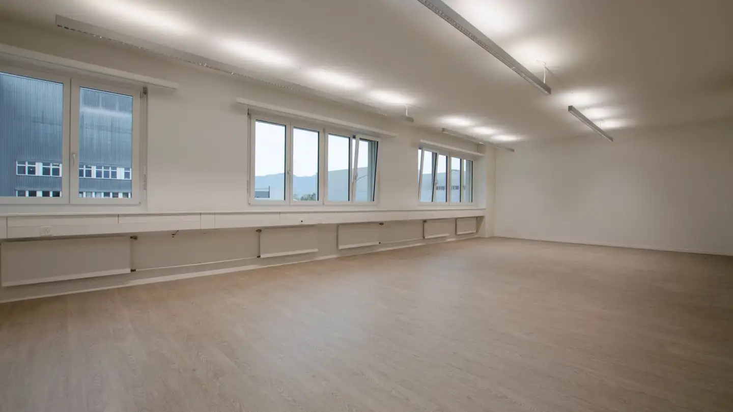 Spazio ufficio in affitto - Gewerbestrasse, 9462 Montlingen - Photo 3