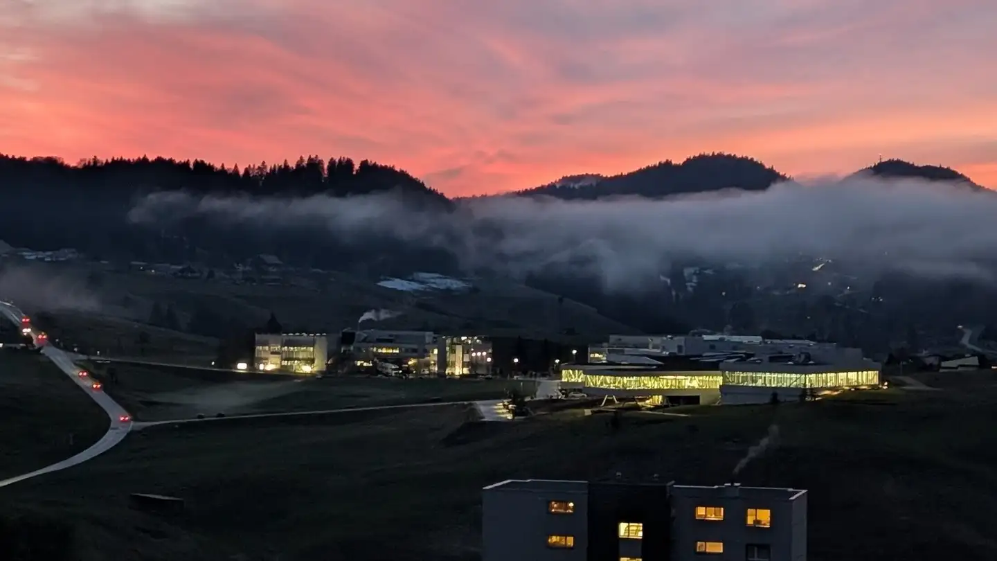 Apartment for rent - Route Du Communal 18, 2400 Le Locle - Photo 2