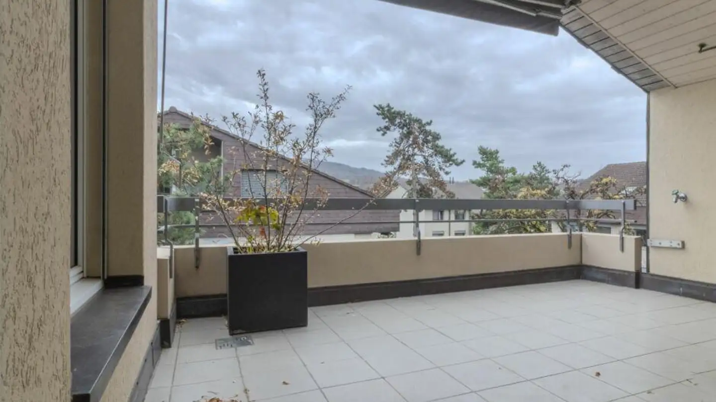 Dachgeschosswohnung kaufen - Bahnhofstrasse, 4132 Muttenz