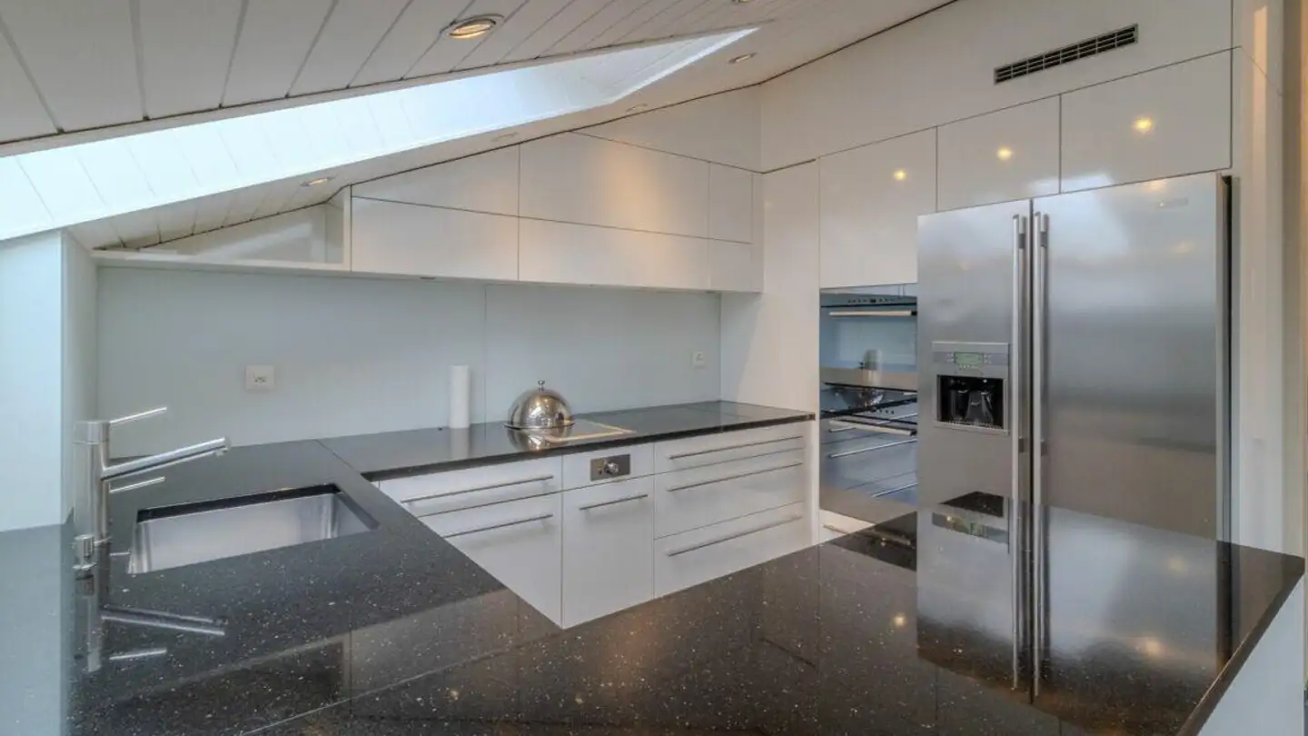 Dachgeschosswohnung kaufen - Bahnhofstrasse, 4132 Muttenz - Foto 4