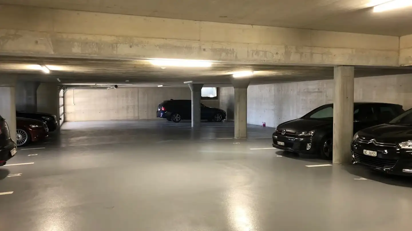 Tiefgaragenstellplatz mieten - Chemin Des Plantes 22, 2520 La Neuveville - Foto 4
