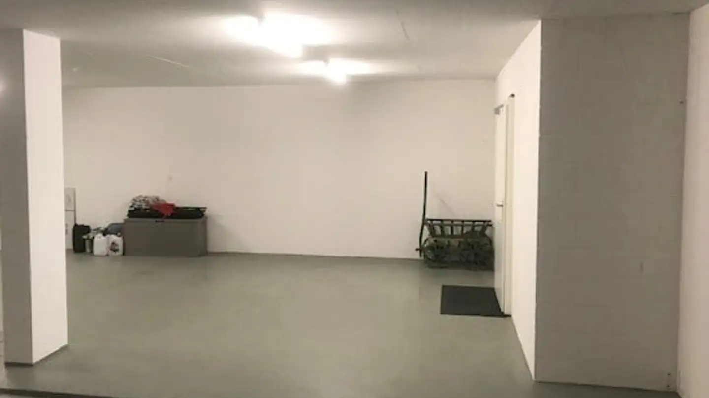 Tiefgaragenstellplatz mieten - Bachweg 4, 5608 Stetten AG