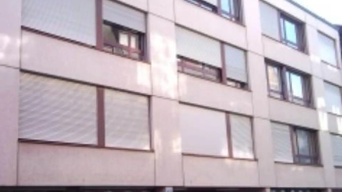 Underground parking space for rent - Holbeinstrasse, 4051 Basel