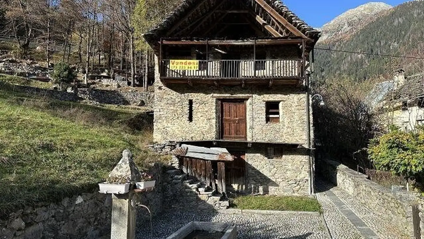 Maison à vendre - 6683 Cerentino