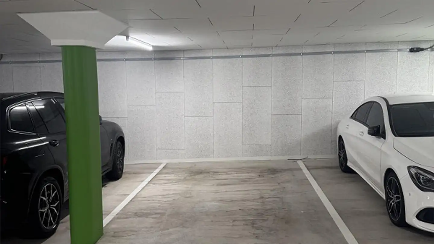 Underground parking space for rent - Schutzengelstrasse 44, 6340 Baar