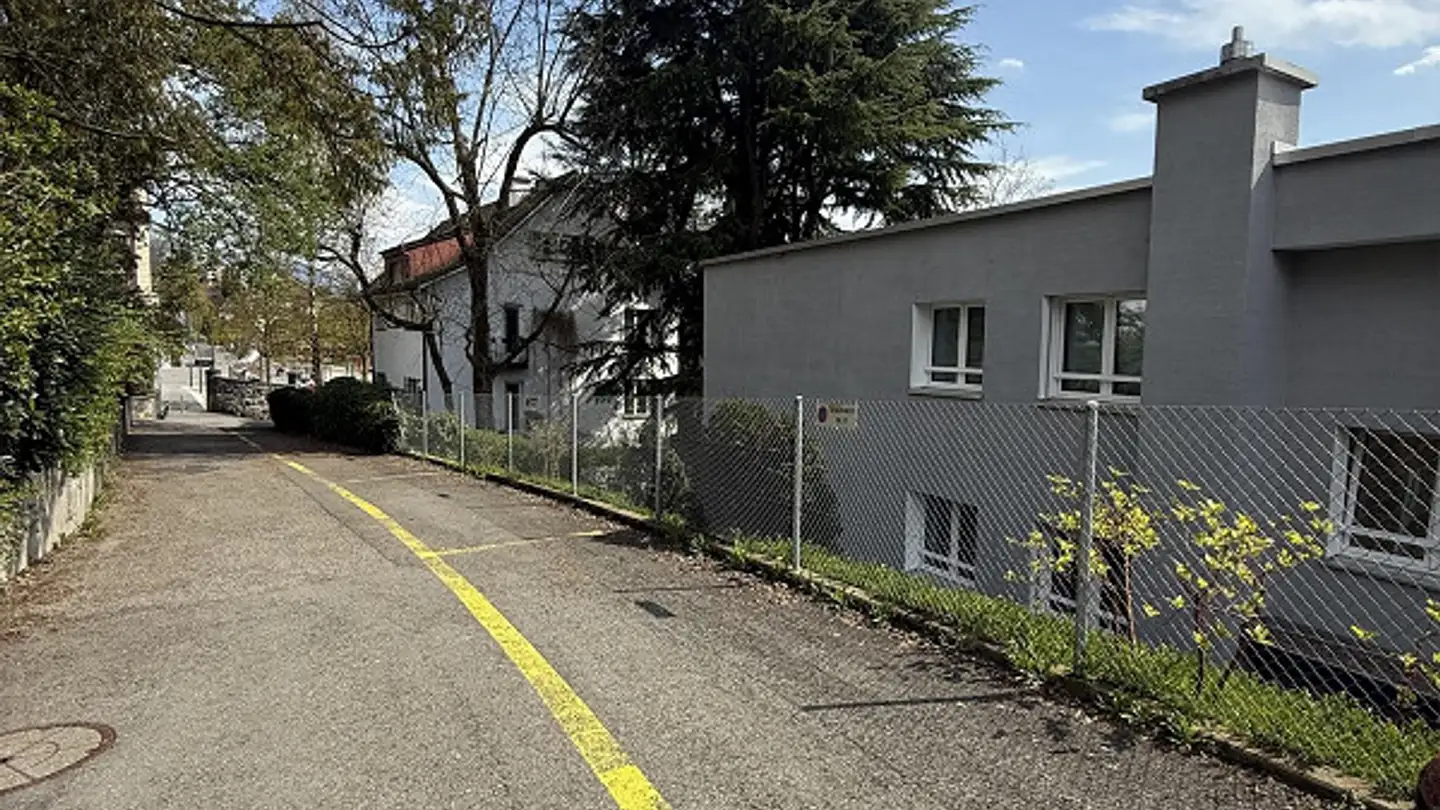 Outdoor parking space for rent - Etterlinstrasse, 6004 Luzern