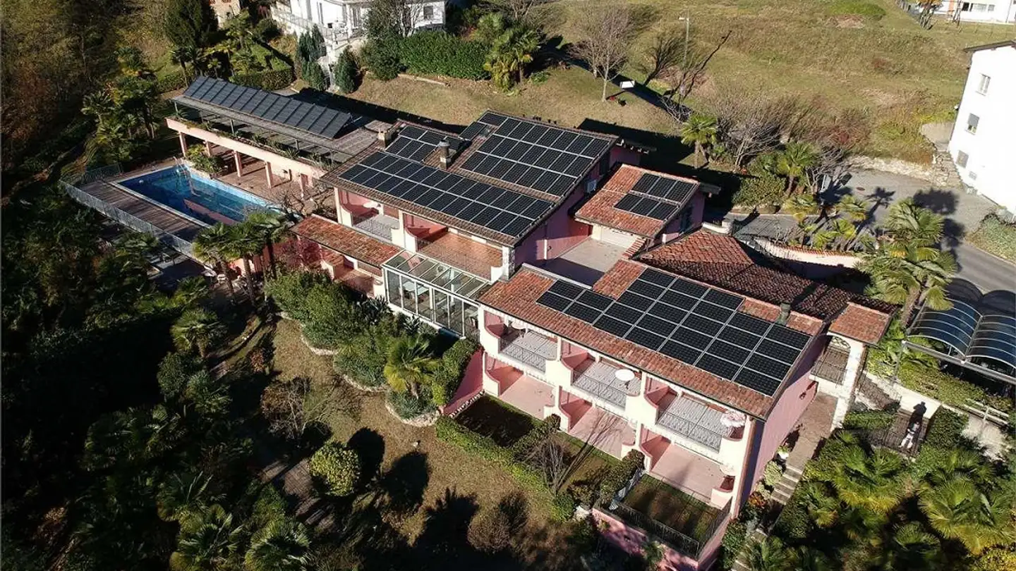 Hotel in vendita - Via Purasca 13, 6988 Ponte Tresa - Photo 2