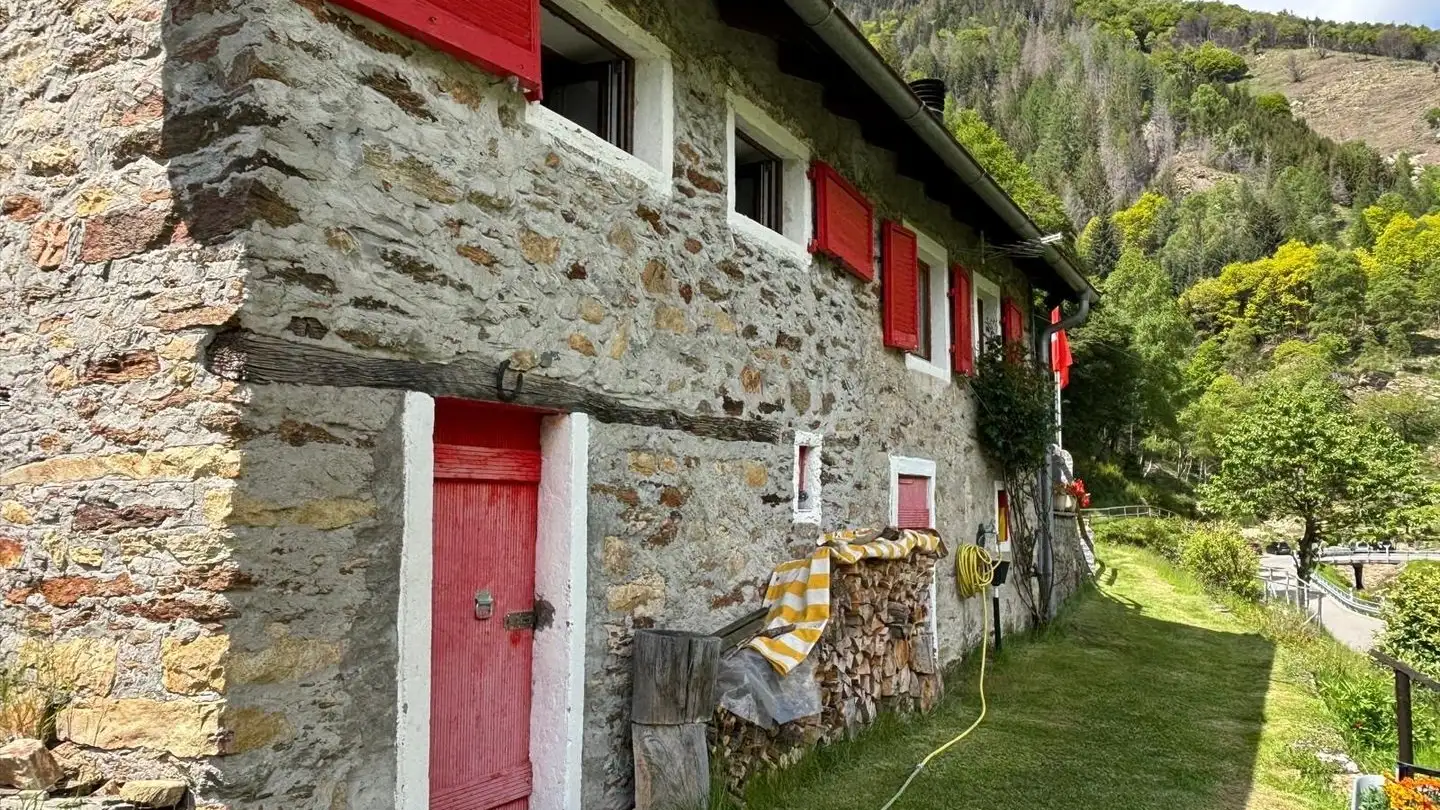 Single house for rent - Büèe, 6571 Indemini