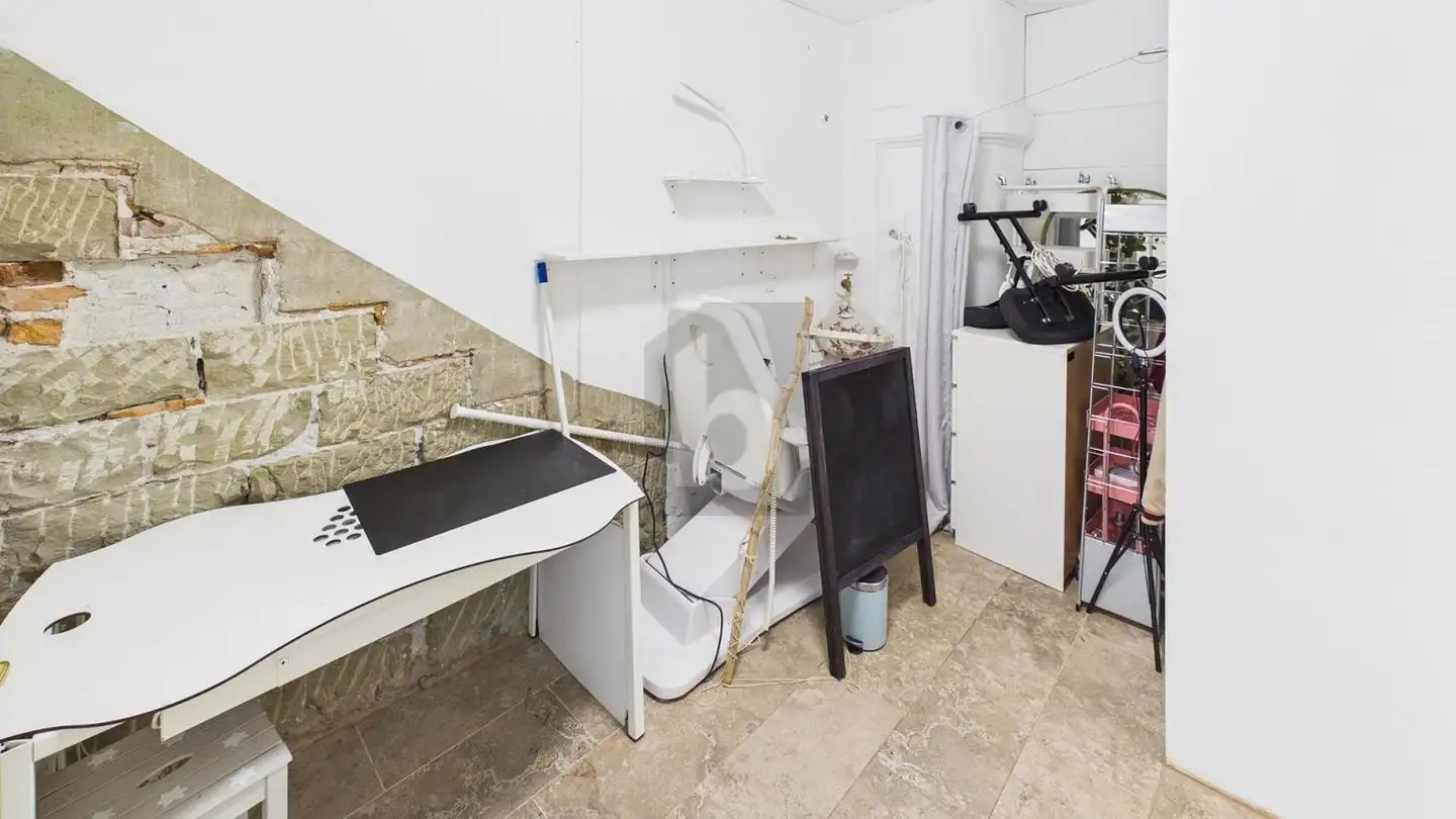 Shop for rent - 3011 Bern - Photo 3
