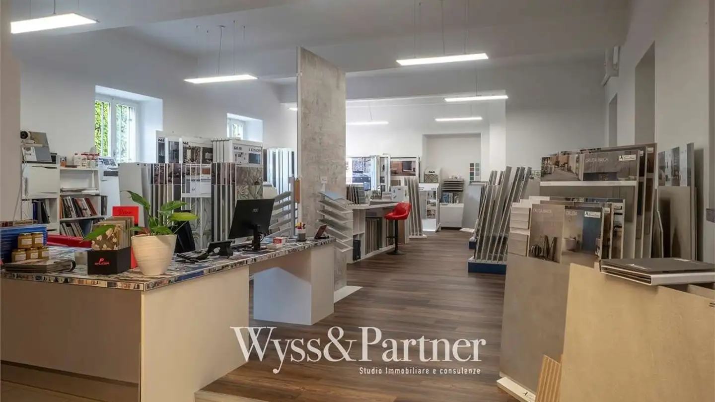 Spazio ufficio in affitto - 6600 Muralto - Photo 4