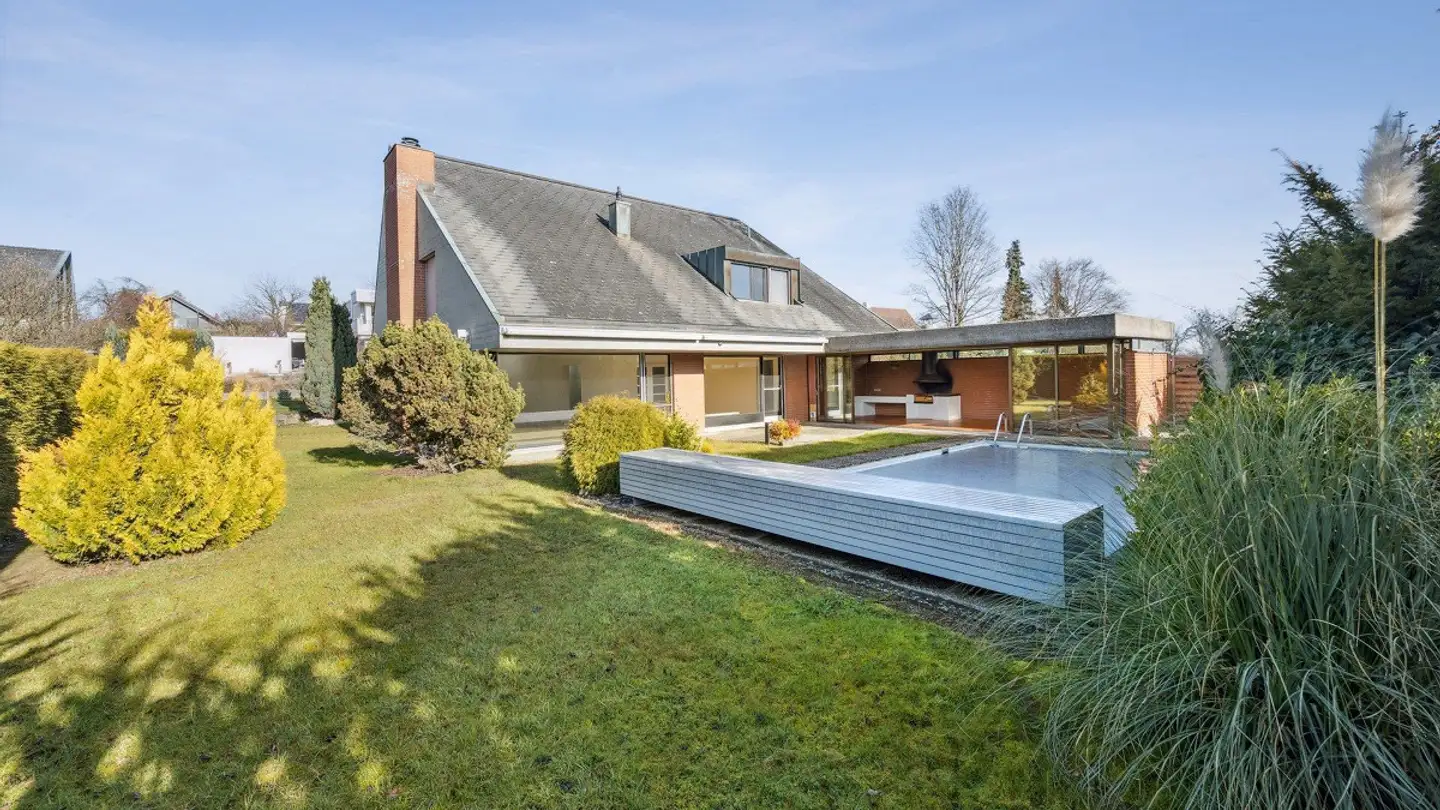 Einfamilienhaus mieten - 4103 Bottmingen