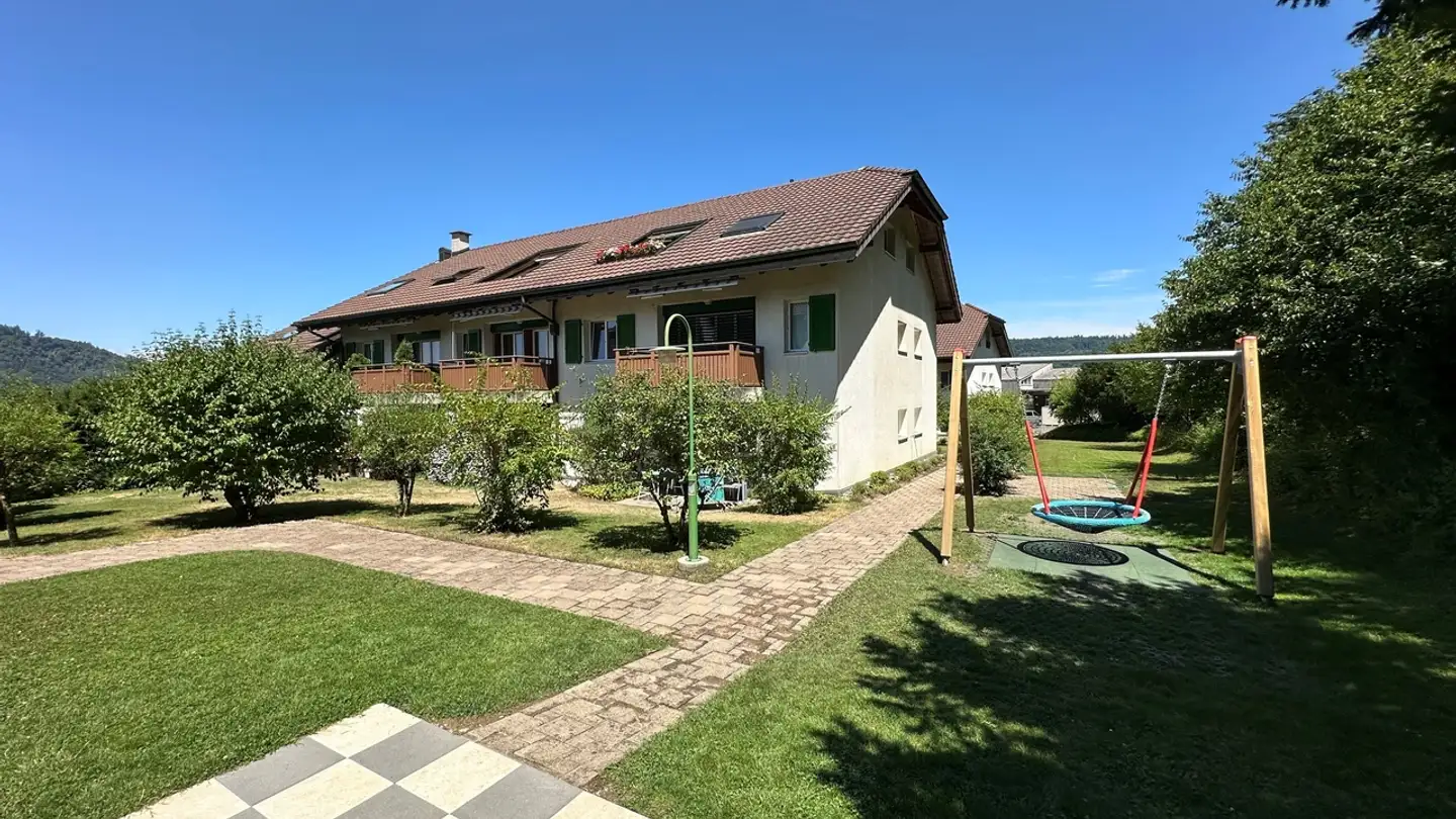 Indoor motorbike parking space for rent - Sandstrasse 2, 5412 Gebenstorf