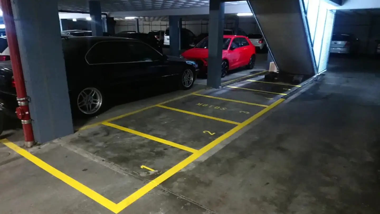 Garage individuel à louer - 1205 Genève