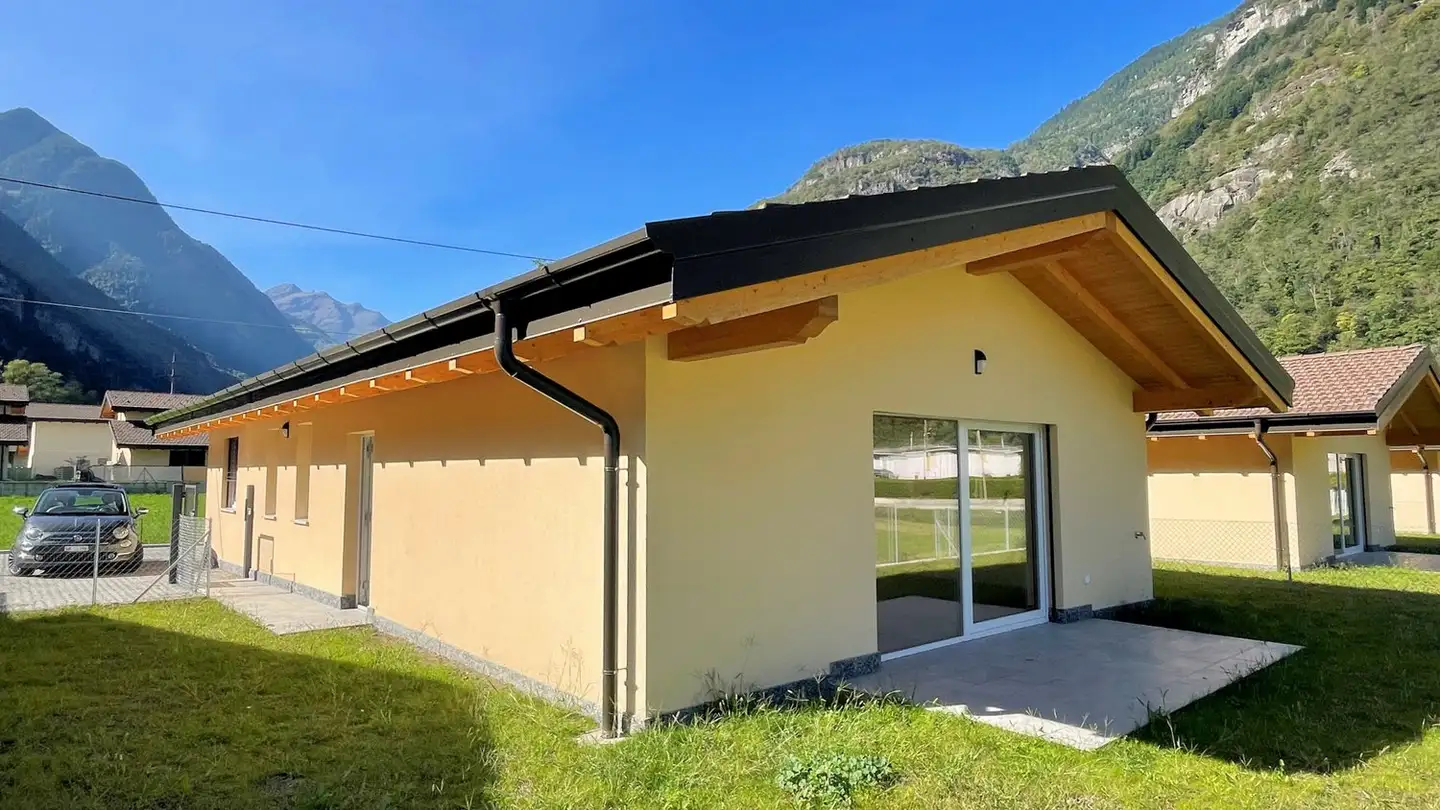 Single house for sale - Via Bellinzona, 6743 Bodio TI