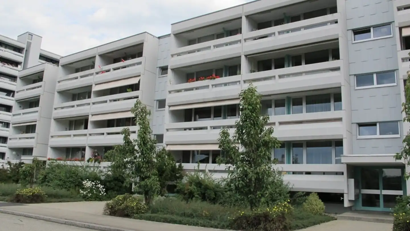 Place de parking souterraine à louer - Haselholzweg 8, 3098 Schliern b. Köniz