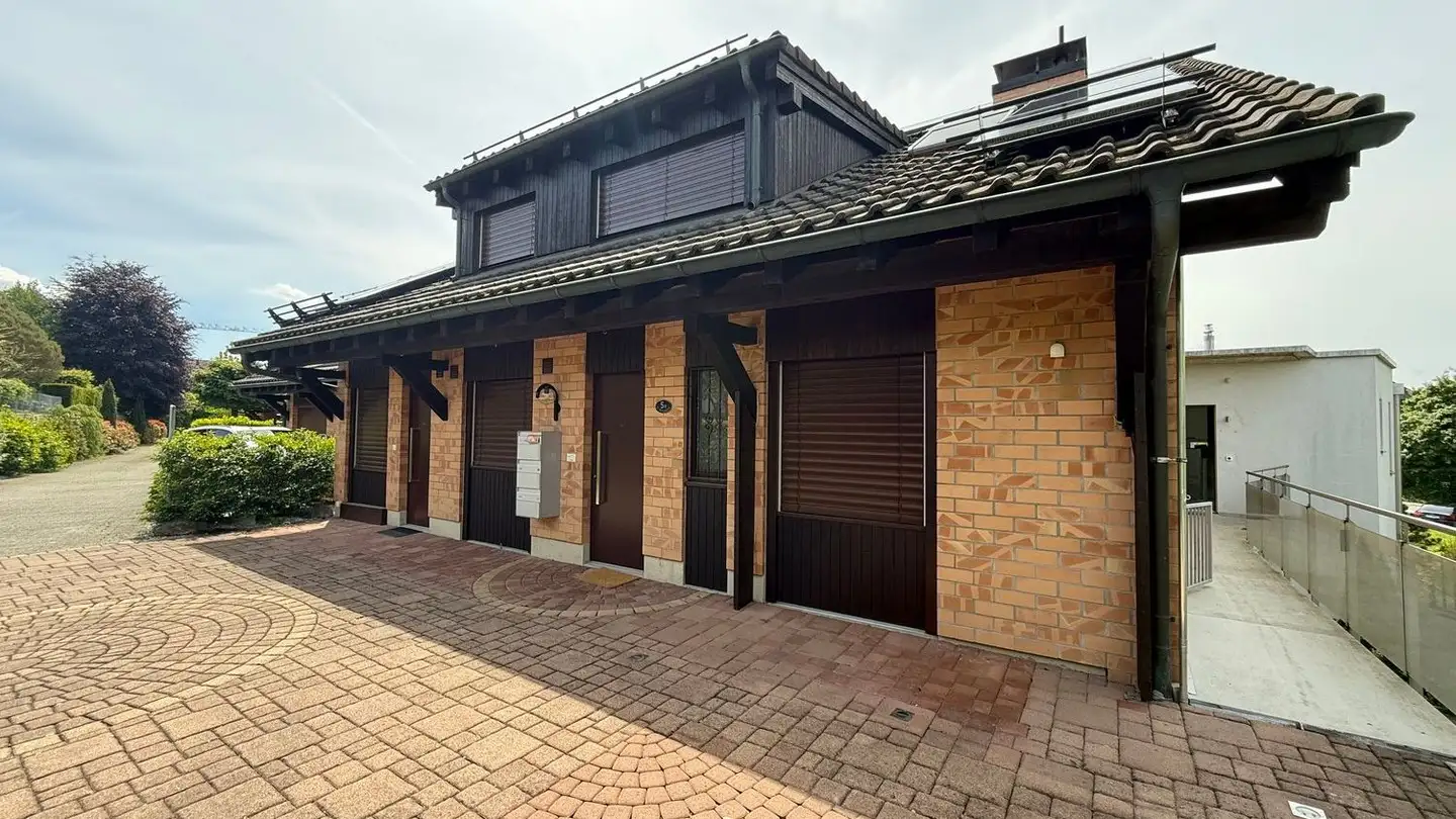 Semi-detached house for sale - Sankt Wolfgangstrasse, 6331 Hünenberg