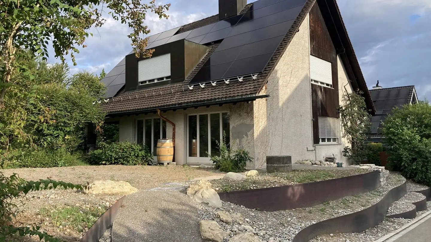 Single house for rent - Schwarzbachstrasse 79, 8713 Uerikon
