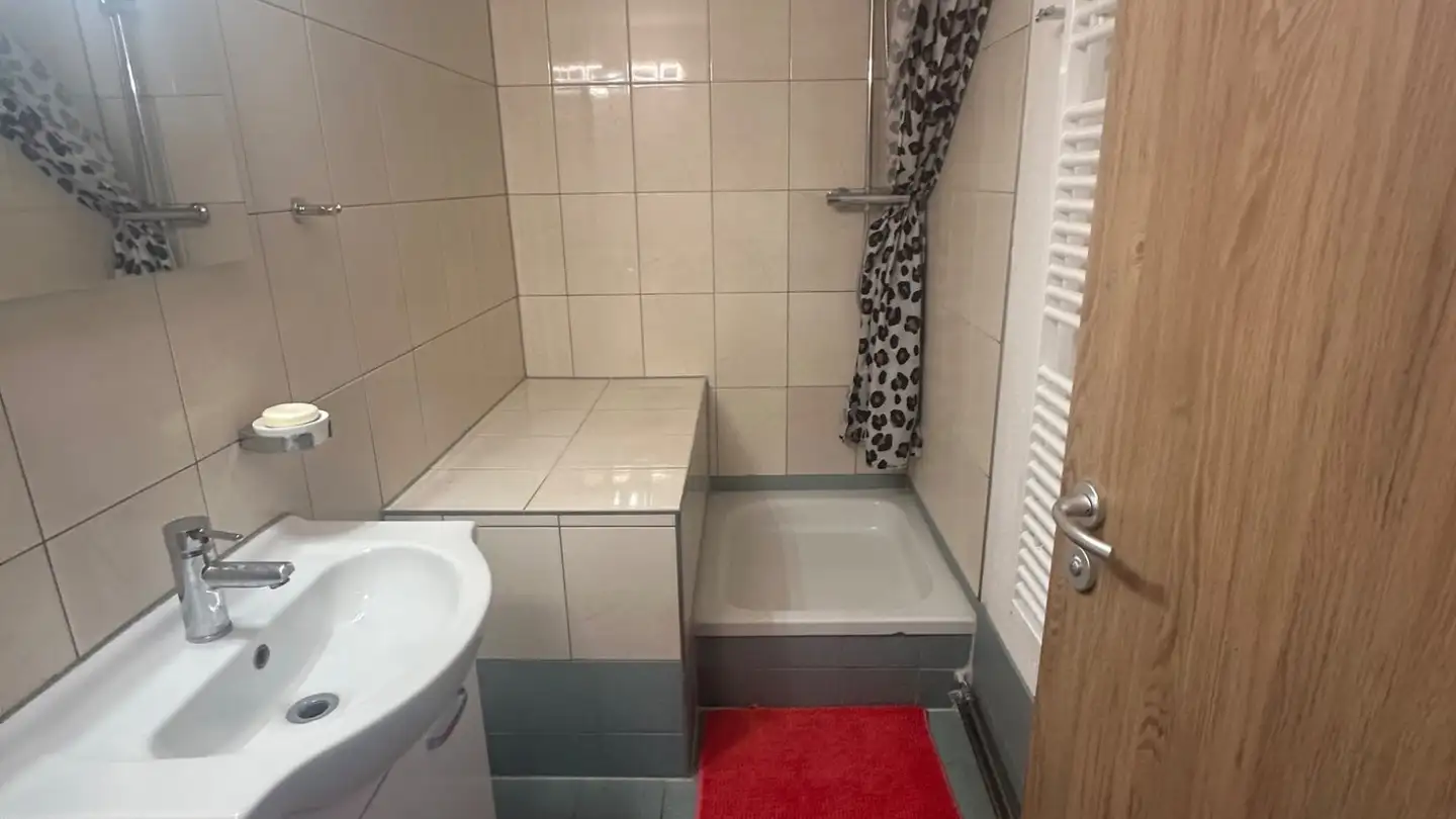 Zimmer mieten - Zürcherstrasse 63, 8172 Niederglatt ZH