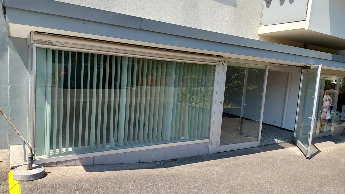 Commercial à louer - Kerngartenstrasse 15, 4104 Oberwil BL - Photo 2