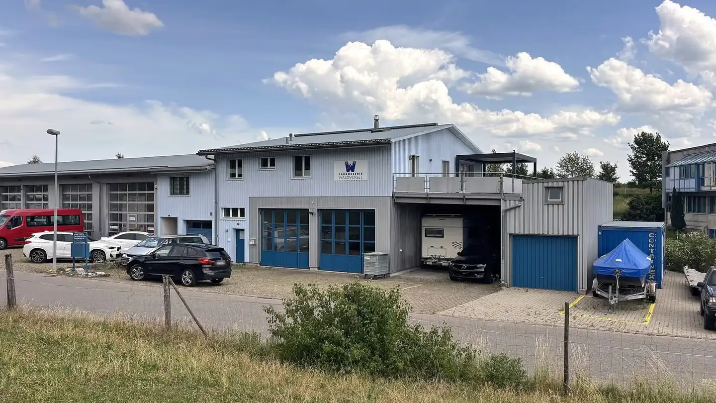 Proprietà industriale in affitto - Grundstrasse 33, 8196 Wil ZH