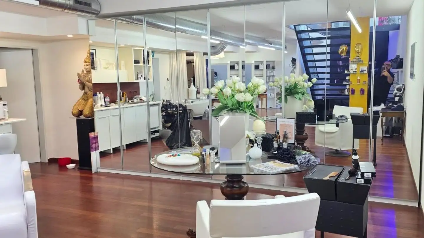 Hairdresser for rent - 9500 Wil SG - Photo 3