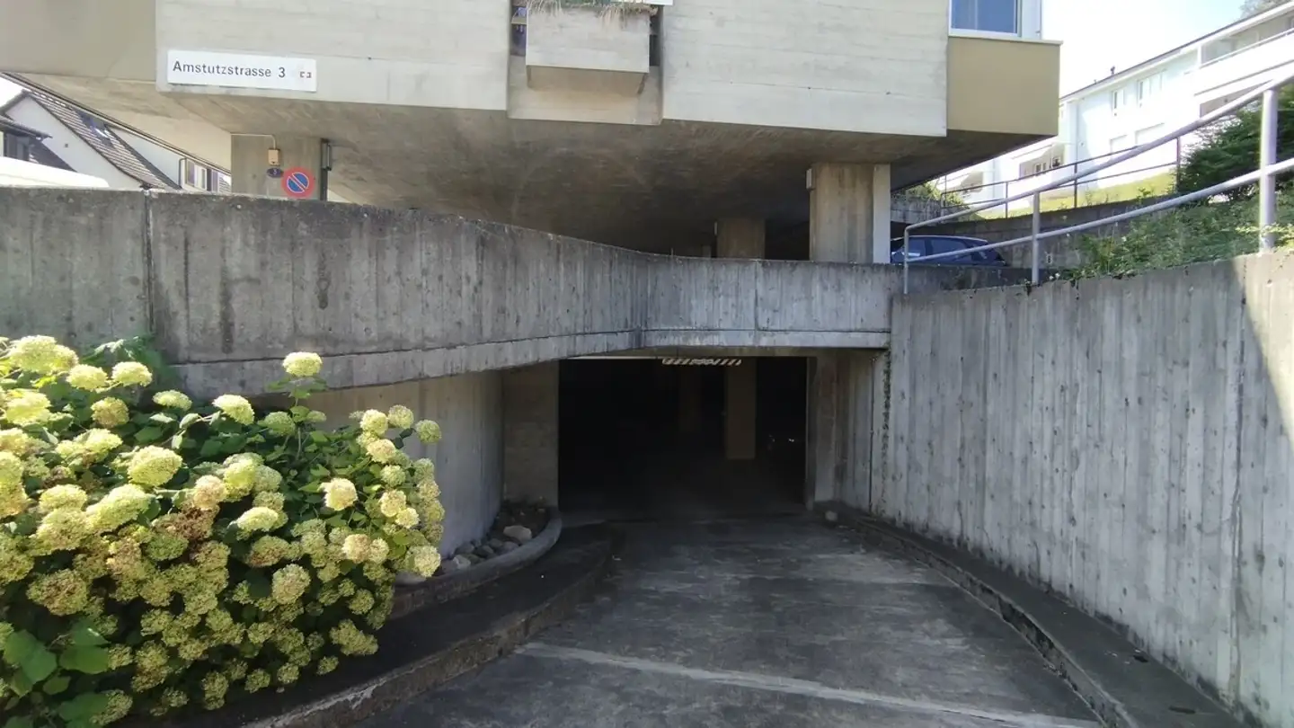 Parkplatz im Freien mieten - Amstutzstrasse 3, 6010 Kriens