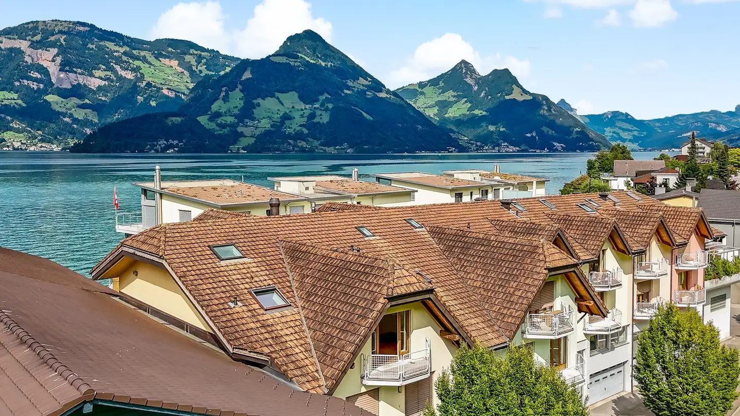 Dachgeschosswohnung kaufen - Buochserstrasse 86, 6375 Beckenried