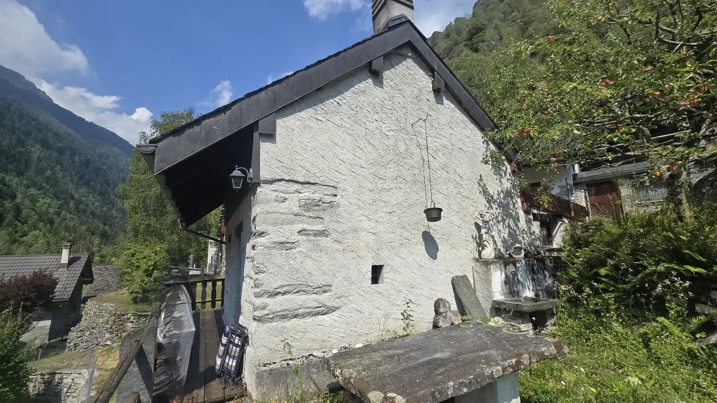 House for sale - 6664 Vergeletto - Photo 4