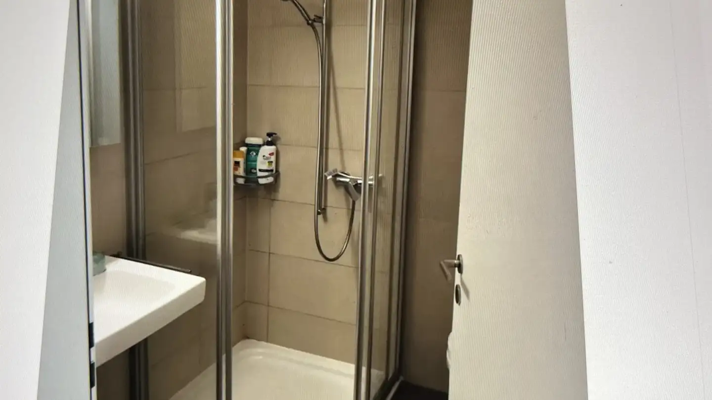 Stanza singola in affitto - Kirchgasse 3, 3176 Neuenegg - Photo 3