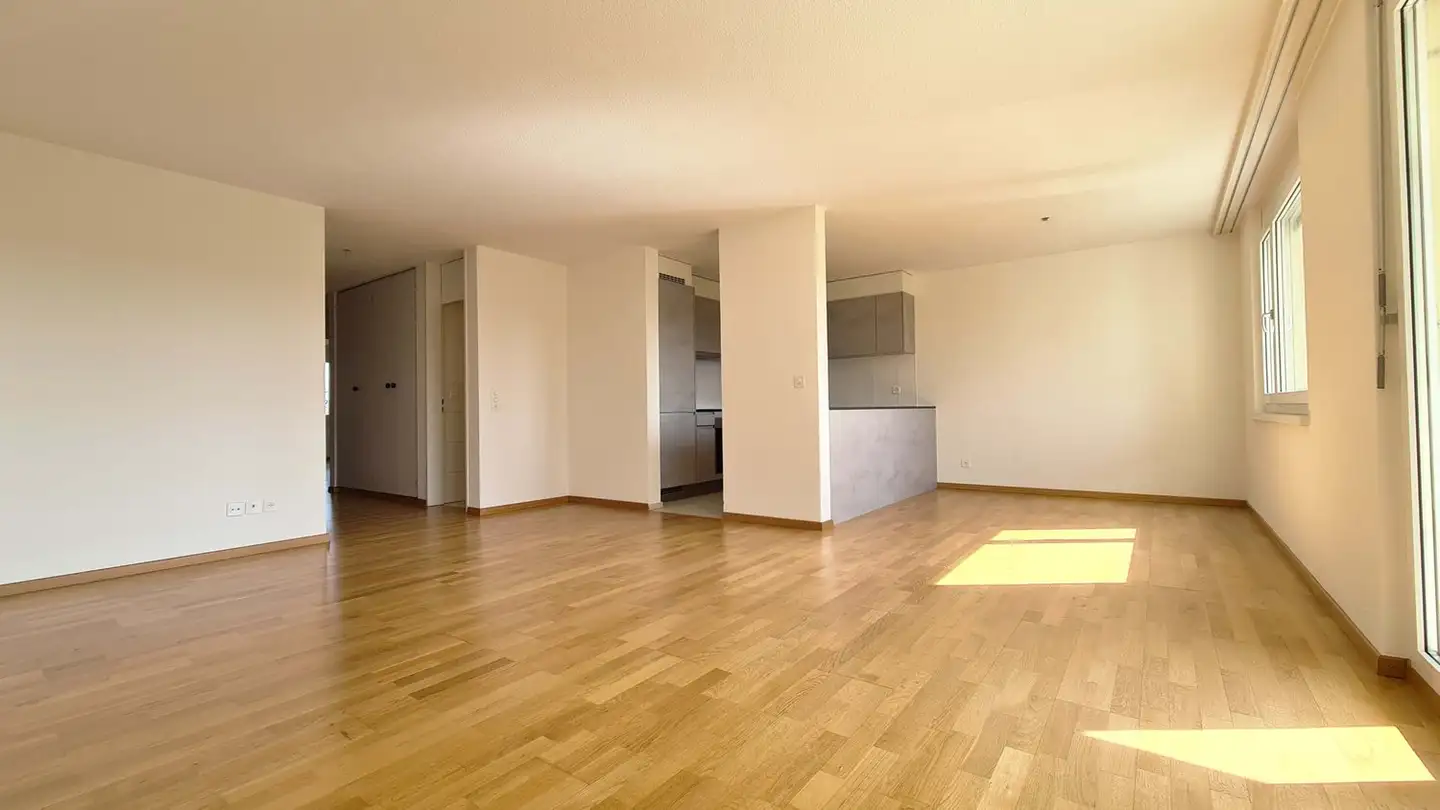 Apartment for rent - Adlibogenstrasse 17, 8155 Niederhasli - Photo 3