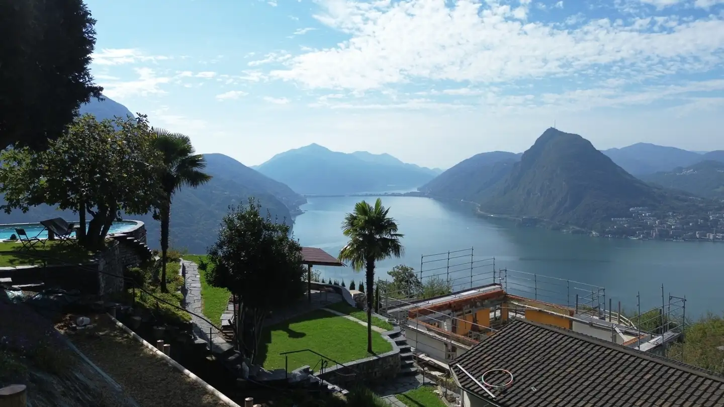 Villa in vendita - 6974 Aldesago