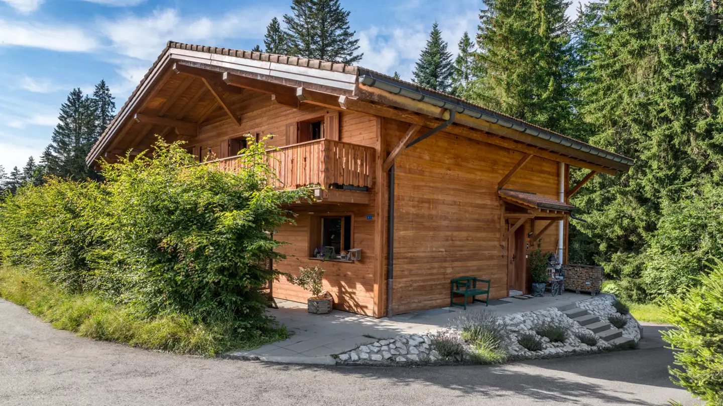 Chalet for sale - 1619 Les Paccots - Photo 3