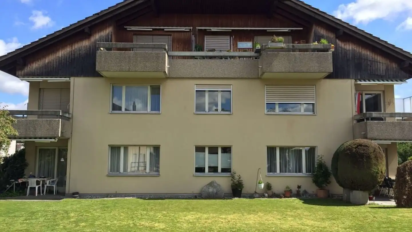 Tiefgaragenstellplatz mieten - Schachengässli 9, 3426 Aefligen