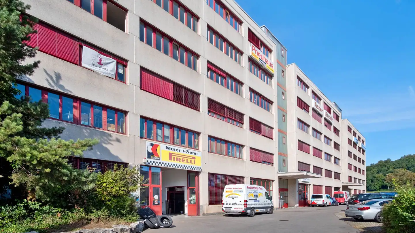 Negozio in affitto - Hardhofstrasse, 8424 Embrach - Photo 3