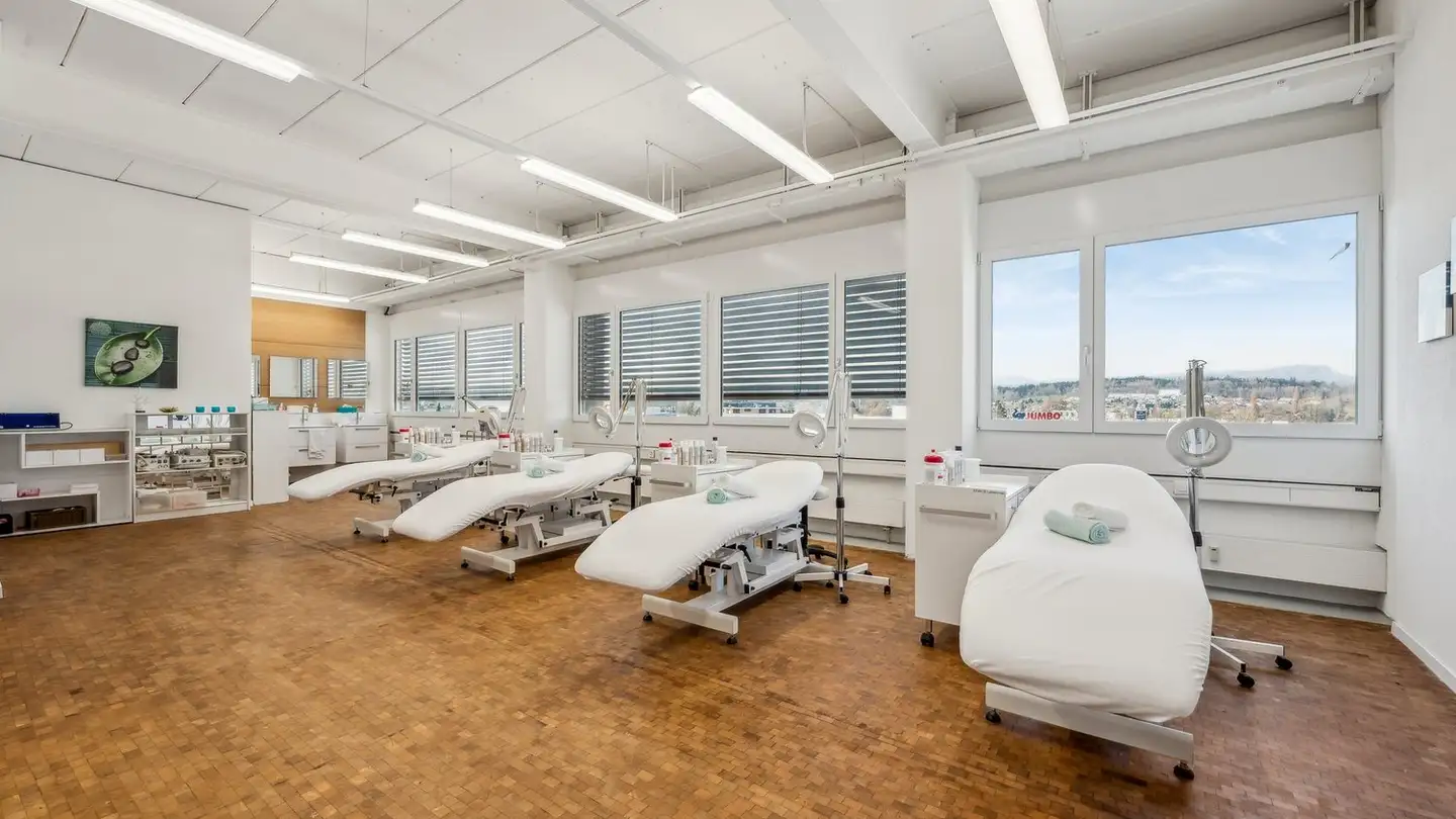 Gewerbe mieten - Suhrerstrasse 57, 5036 Oberentfelden - Foto 4