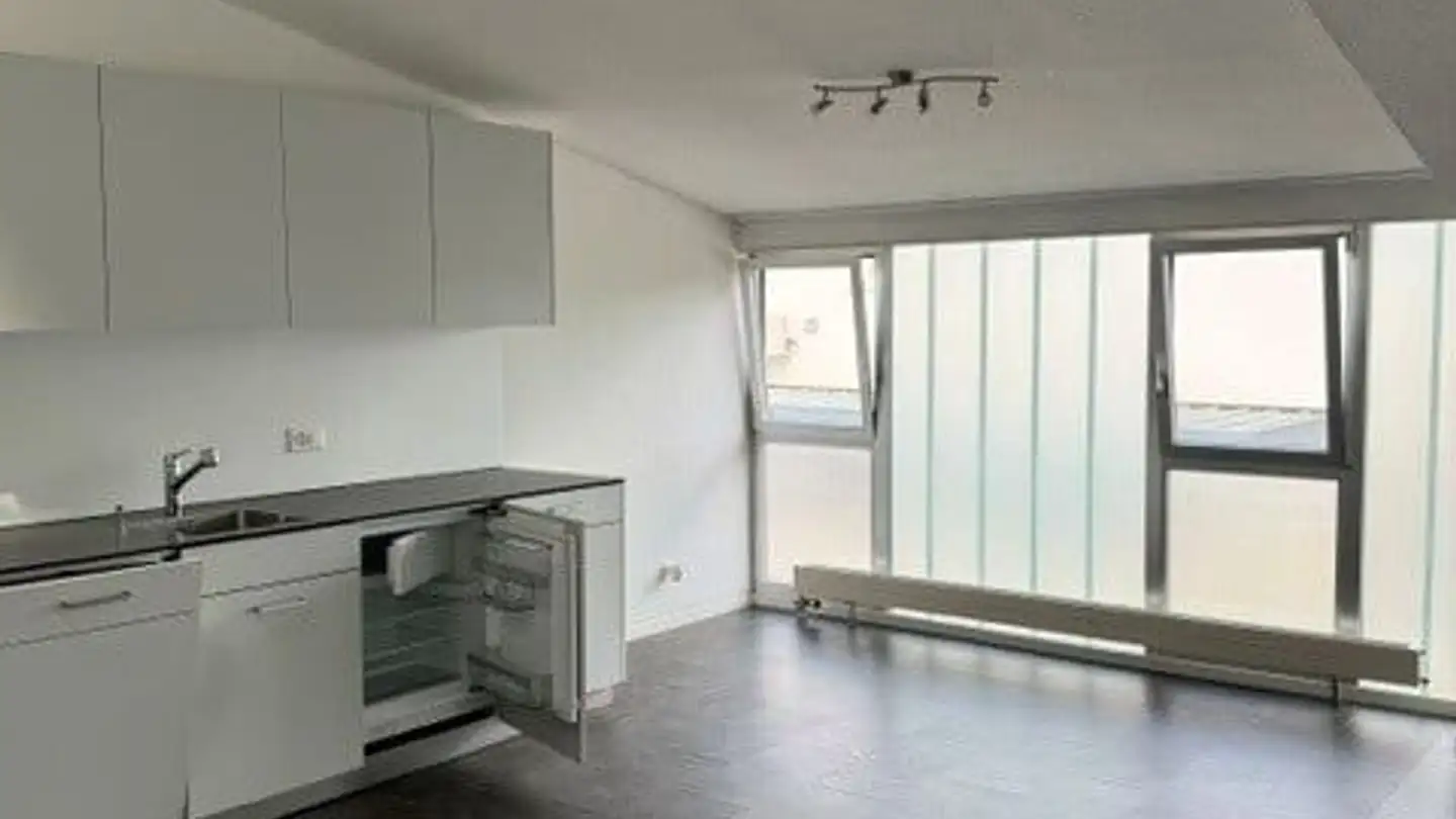 Commerciale in affitto - Eichwiesstrasse 9, 8630 Rüti ZH - Foto 4
