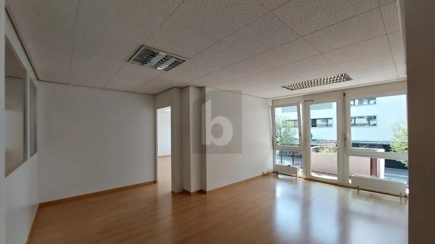 Office space for rent - 6048 Horw - Photo 2