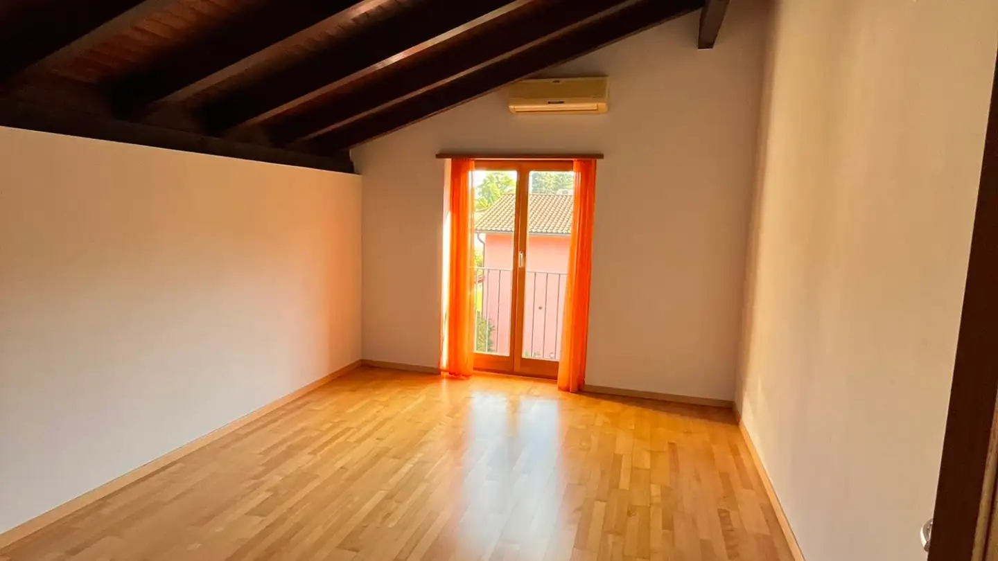 Appartement à louer - 6807 Taverne - Photo 2