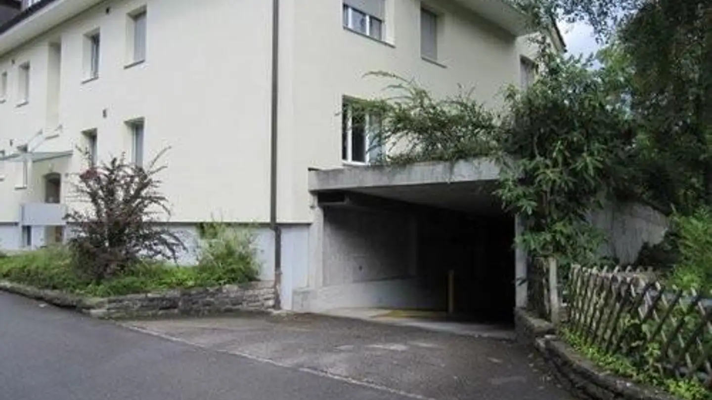 Place de parking souterraine à louer - Bürglenstrasse 60, 3006 Bern
