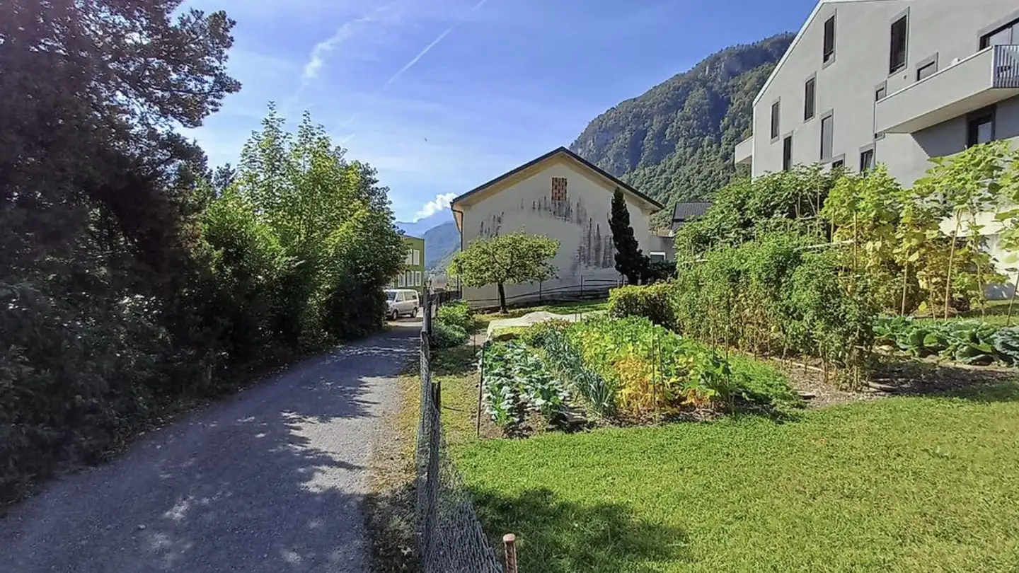 Constructible plot for sale - 1896 Miex