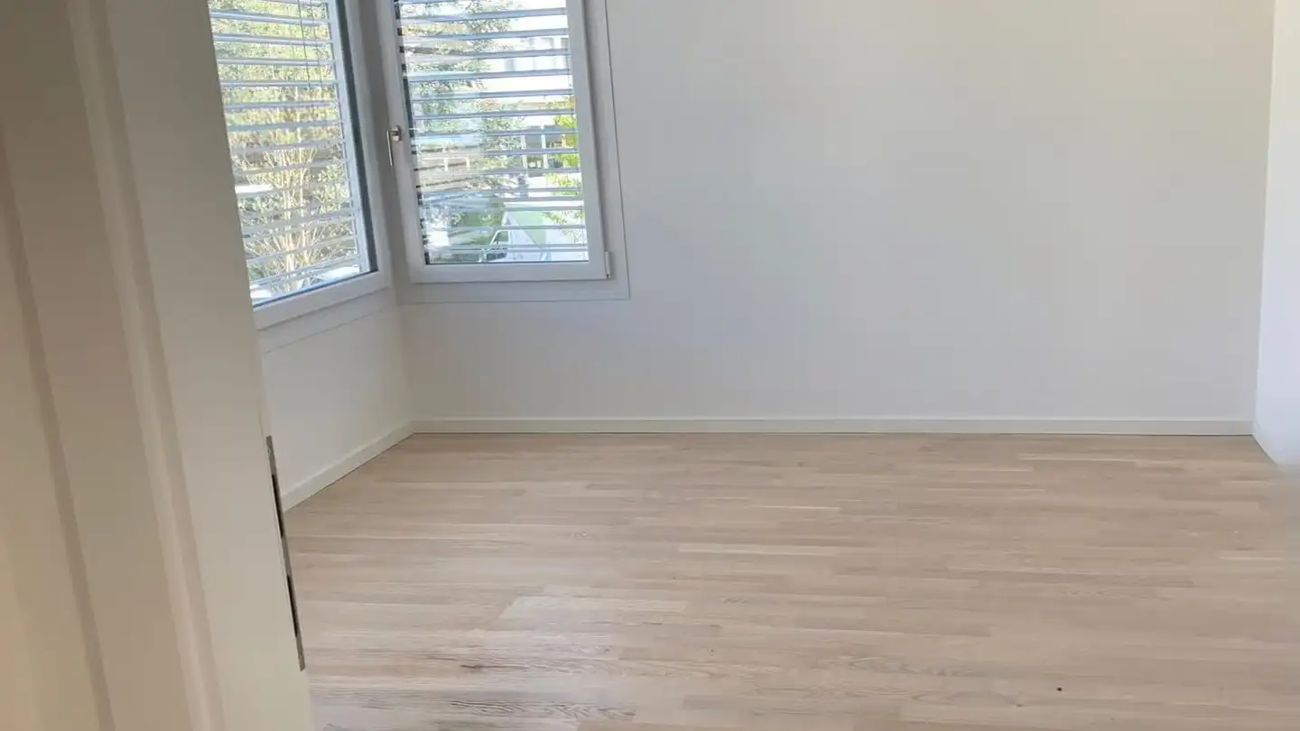 Stepped apartment for rent - Route Cantonale 111, 1025 St-Sulpice VD - Photo 3